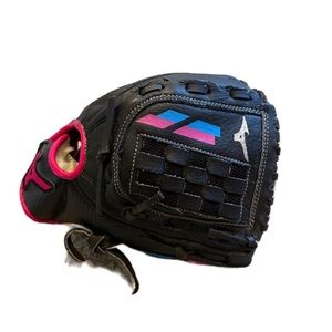 Mizuno Finch Fastpitch Softball Glove Mitt LHT 10" GPP1005F2